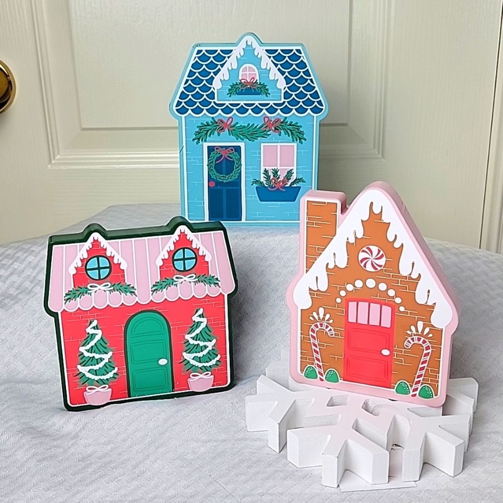 Christmas Wooden Block Village with Snowflake 4pc set